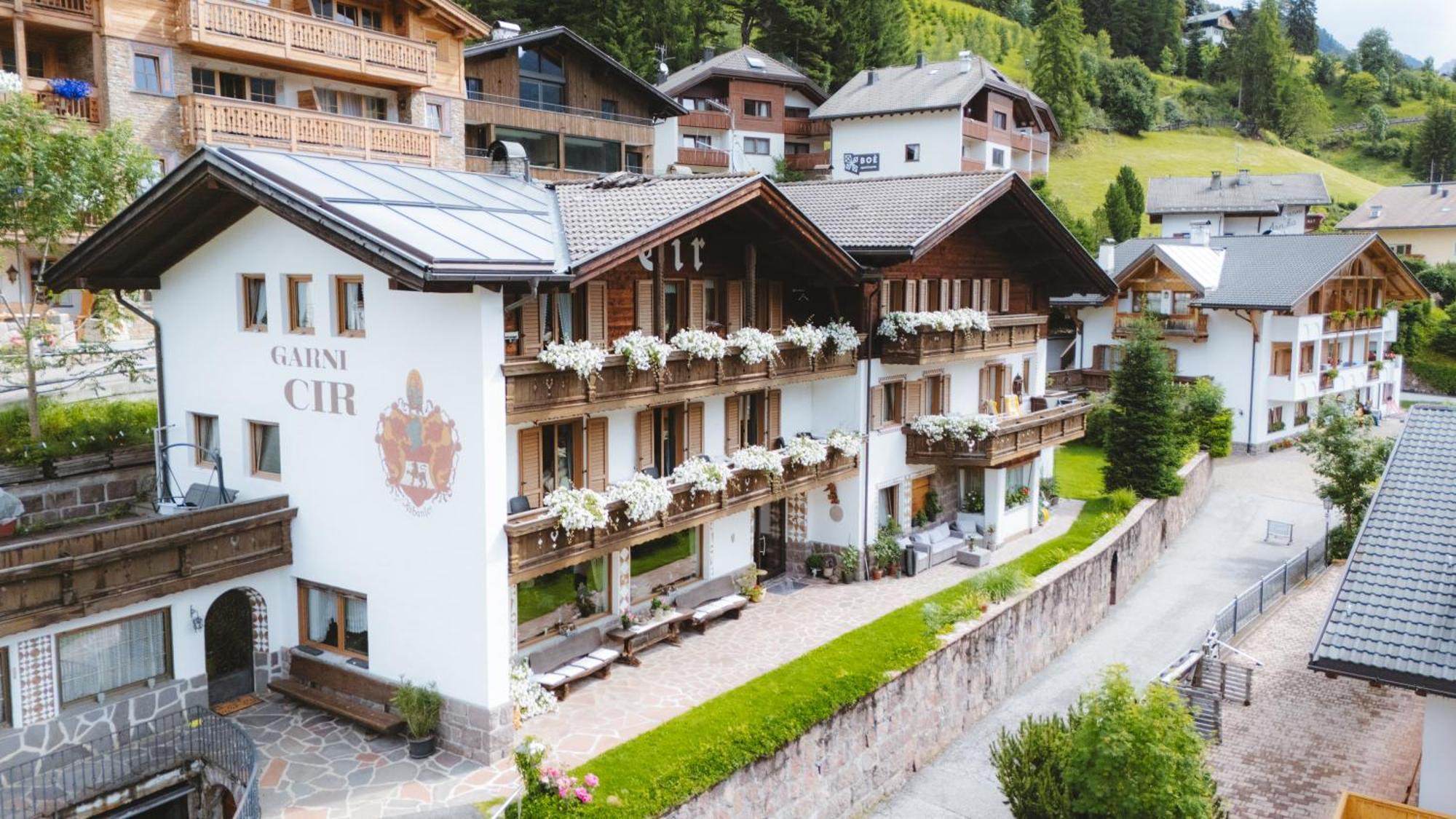 Garni Cir Santa Cristina Val Gardena Exterior foto